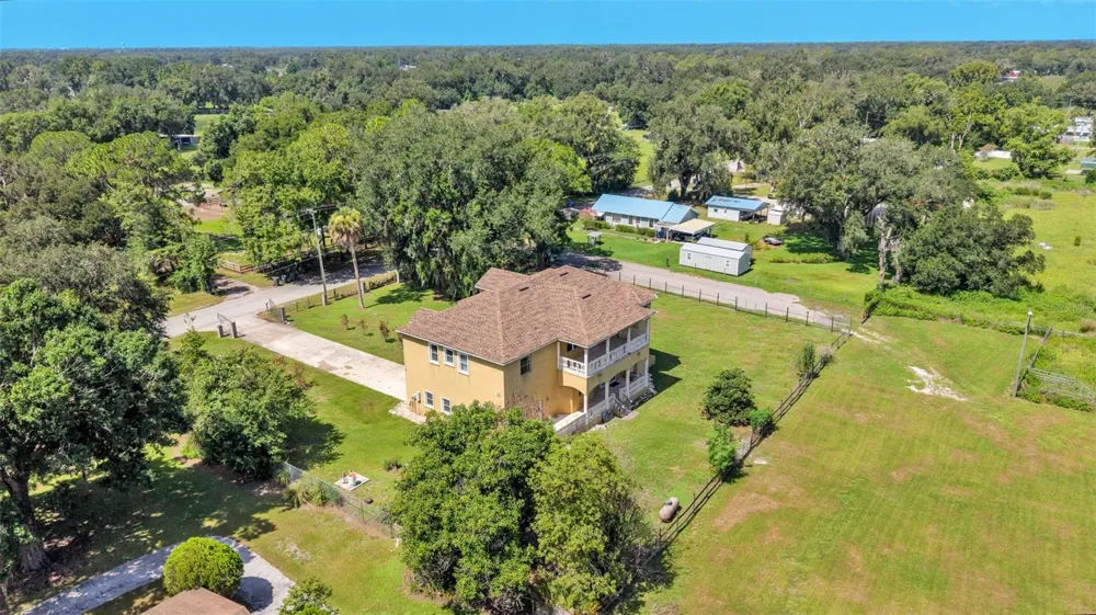 1282 MCGEE ROAD Plant City, FL 33565