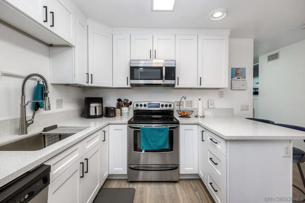 11217 Via Madonna Santee, CA 92071