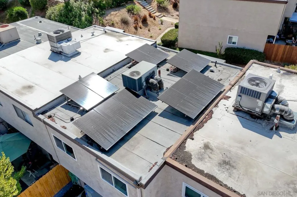 11217 Via Madonna Santee, CA 92071