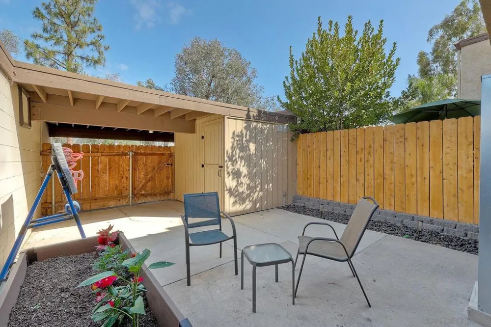 11217 Via Madonna Santee, CA 92071