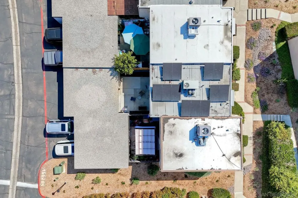 11217 Via Madonna Santee, CA 92071
