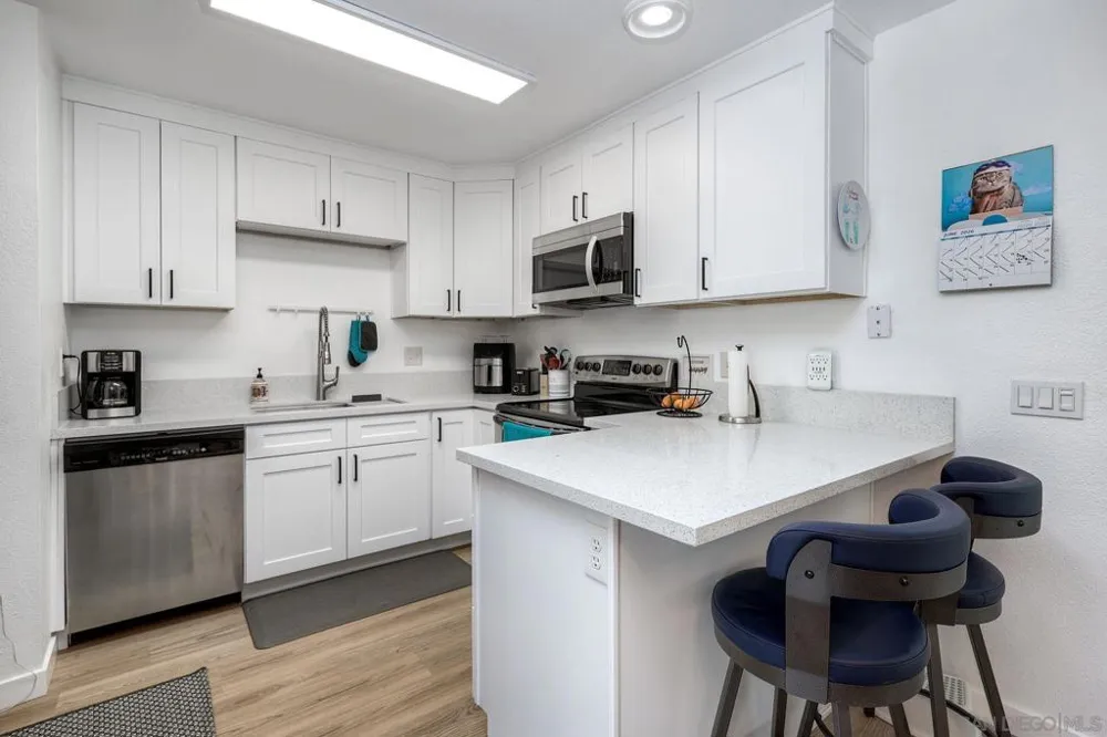 11217 Via Madonna Santee, CA 92071