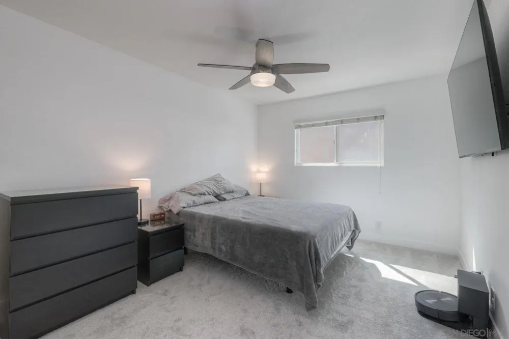 11217 Via Madonna Santee, CA 92071