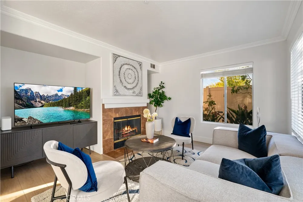 2 Cameron Lake Forest, CA 92610