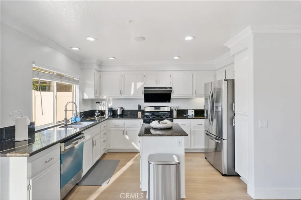 2 Cameron Lake Forest, CA 92610