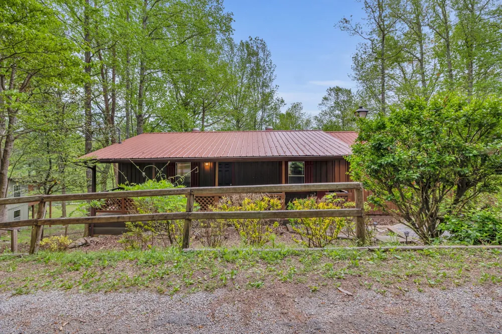 1890 Potts Camp Rd Smithville, TN 37166
