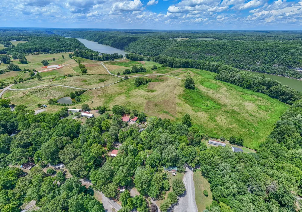 1908 Potts Camp Rd Smithville, TN 37166