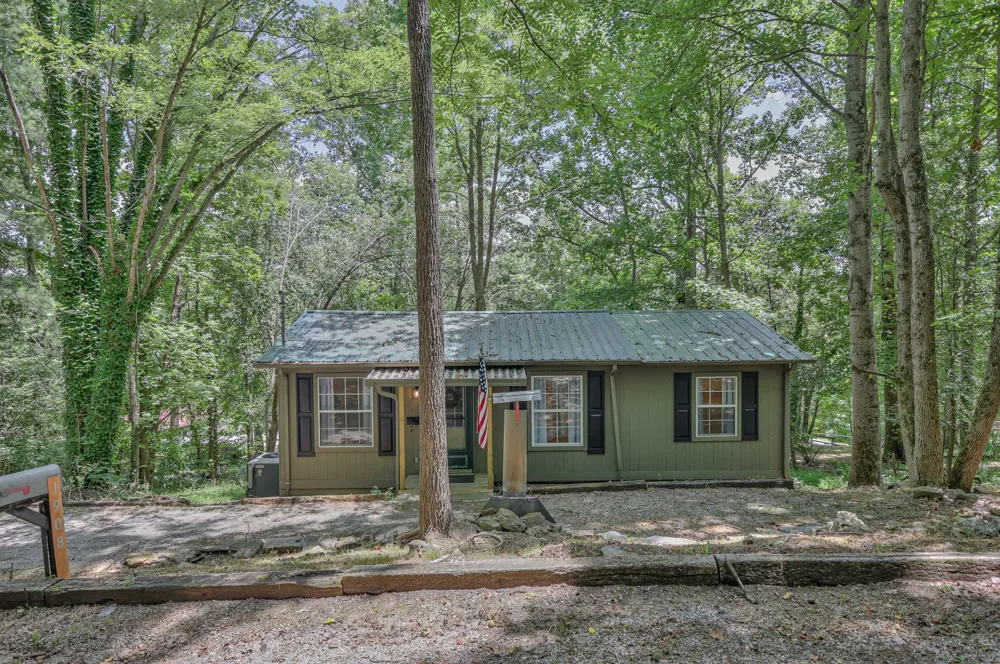 1908 Potts Camp Rd Smithville, TN 37166