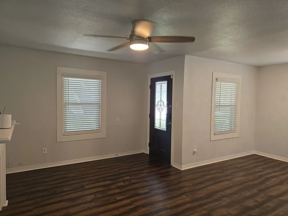 3241 Sandage Avenue Fort Worth, TX 76109