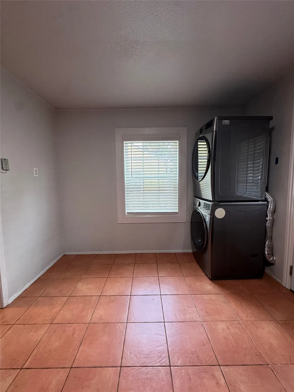3241 Sandage Avenue Fort Worth, TX 76109