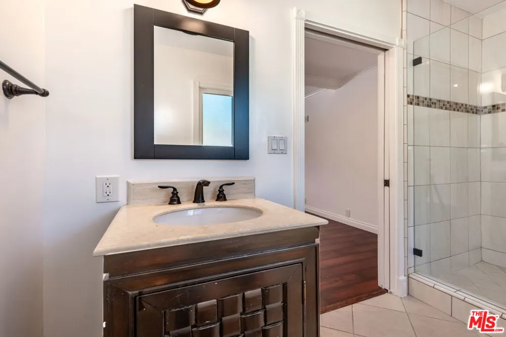 4421 Strohm Avenue Toluca Lake, CA 91602