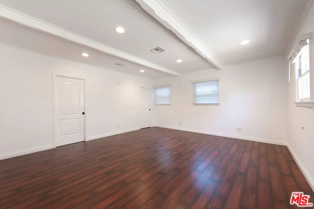 4421 Strohm Avenue Toluca Lake, CA 91602