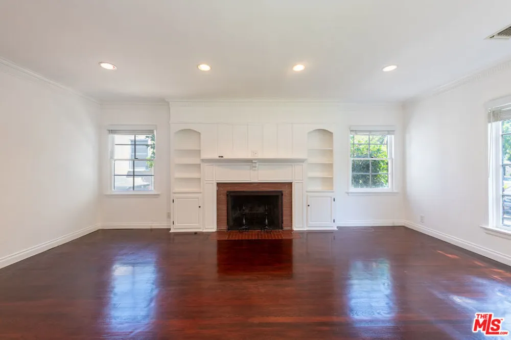 4421 Strohm Avenue Toluca Lake, CA 91602