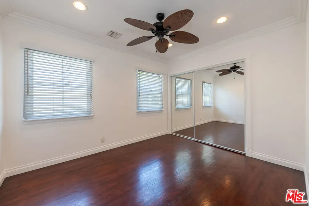 4421 Strohm Avenue Toluca Lake, CA 91602