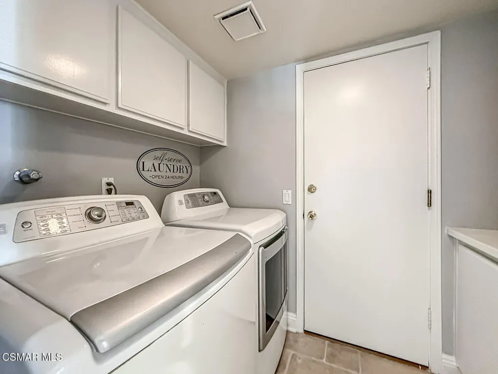 3262 Futura Thousand Oaks, CA 91362