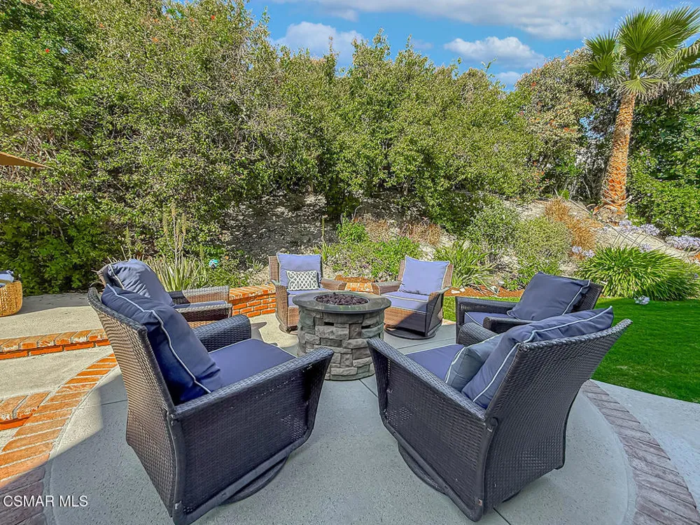 3262 Futura Thousand Oaks, CA 91362