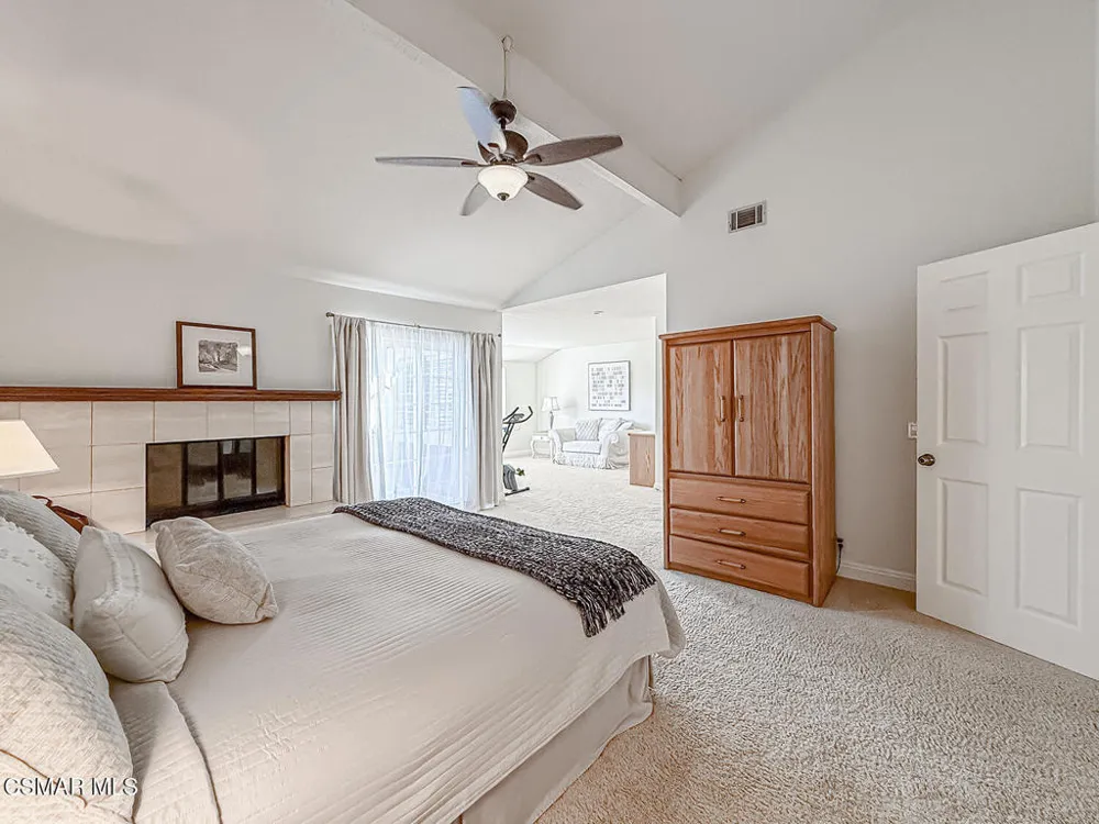3262 Futura Thousand Oaks, CA 91362