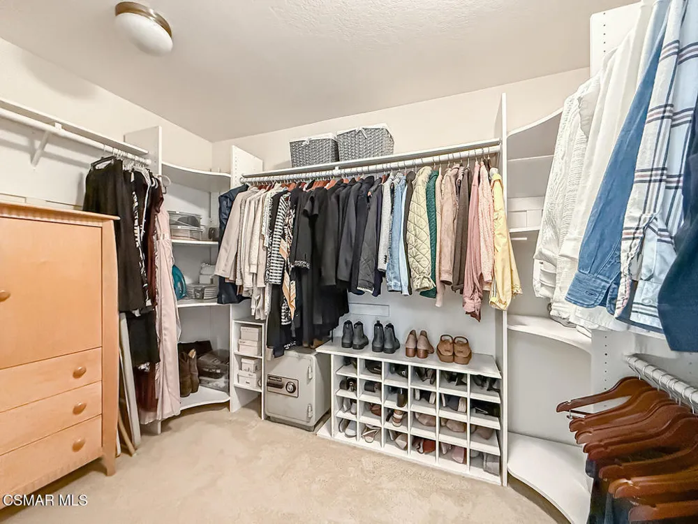 3262 Futura Thousand Oaks, CA 91362