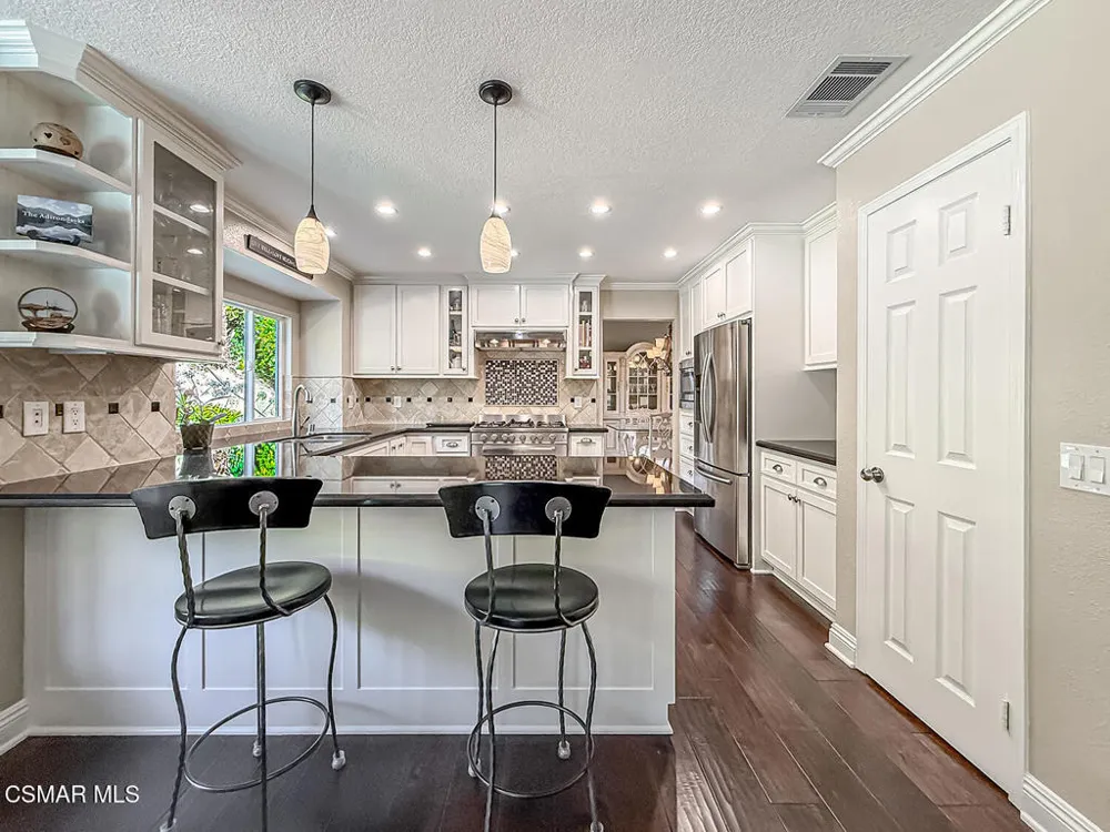 3262 Futura Thousand Oaks, CA 91362