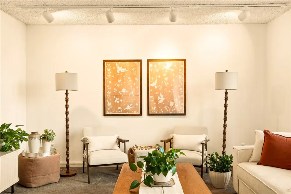 12452 Laurel Terrace Drive Studio City, CA 91604