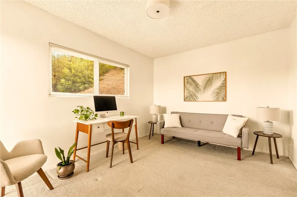 12452 Laurel Terrace Drive Studio City, CA 91604
