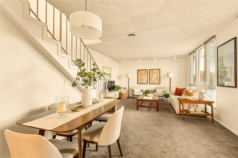 12452 Laurel Terrace Drive Studio City, CA 91604