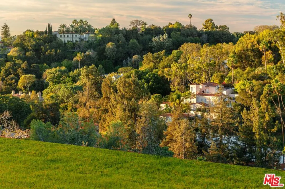 780 Tortuoso Way Bel Air, CA 90077