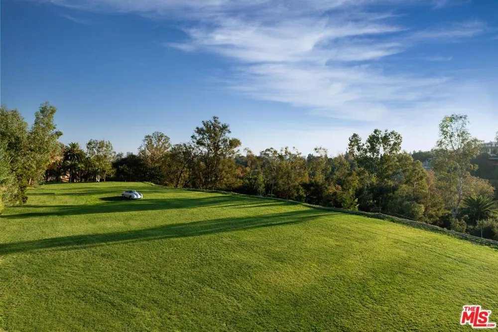 780 Tortuoso Way Bel Air, CA 90077