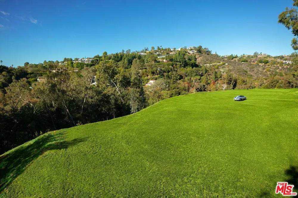 780 Tortuoso Way Bel Air, CA 90077