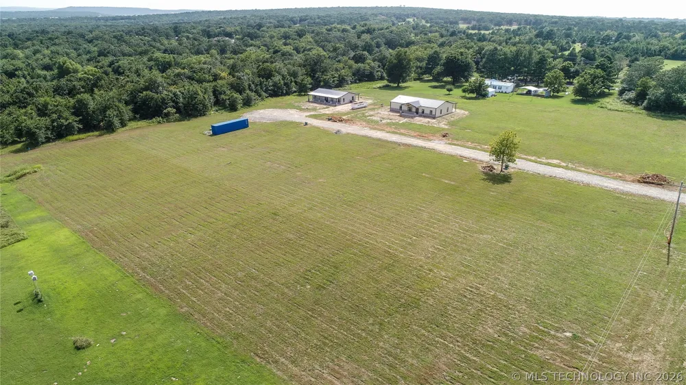 6 Reagan Drive Eufaula, OK 74432
