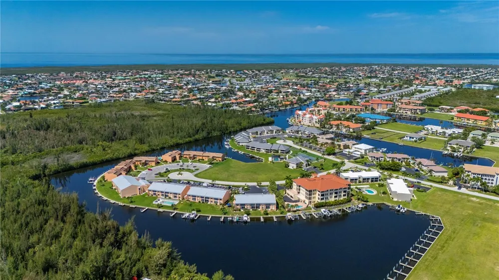 1340 ROCK DOVE COURT #123 Punta Gorda, FL 33950