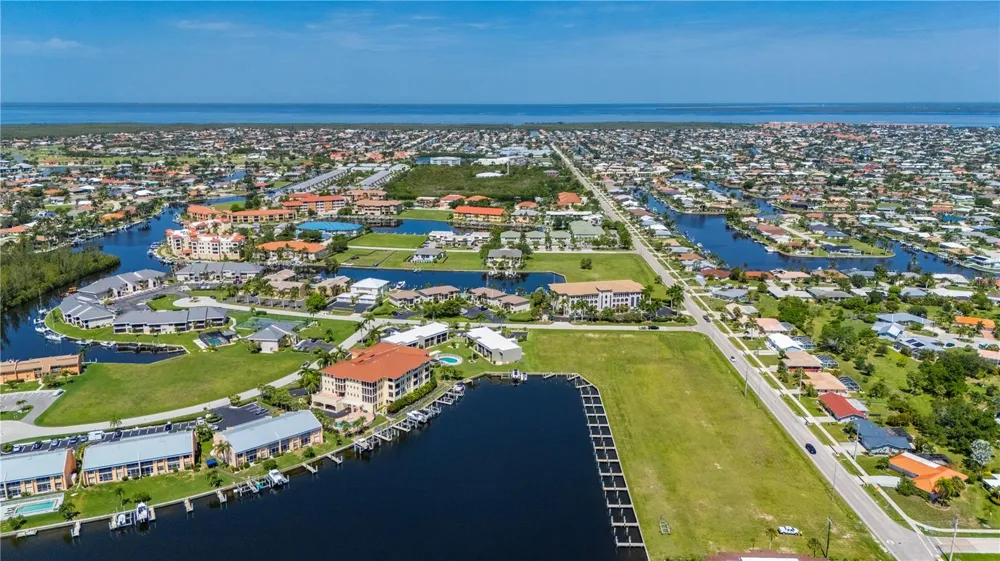 1340 ROCK DOVE COURT #123 Punta Gorda, FL 33950