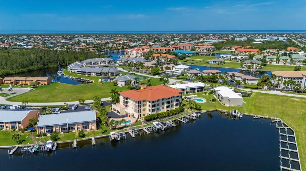 1340 ROCK DOVE COURT #123 Punta Gorda, FL 33950