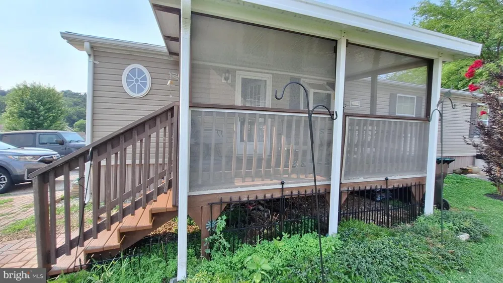 60 BROADWING DRIVE Hanover, PA 17331