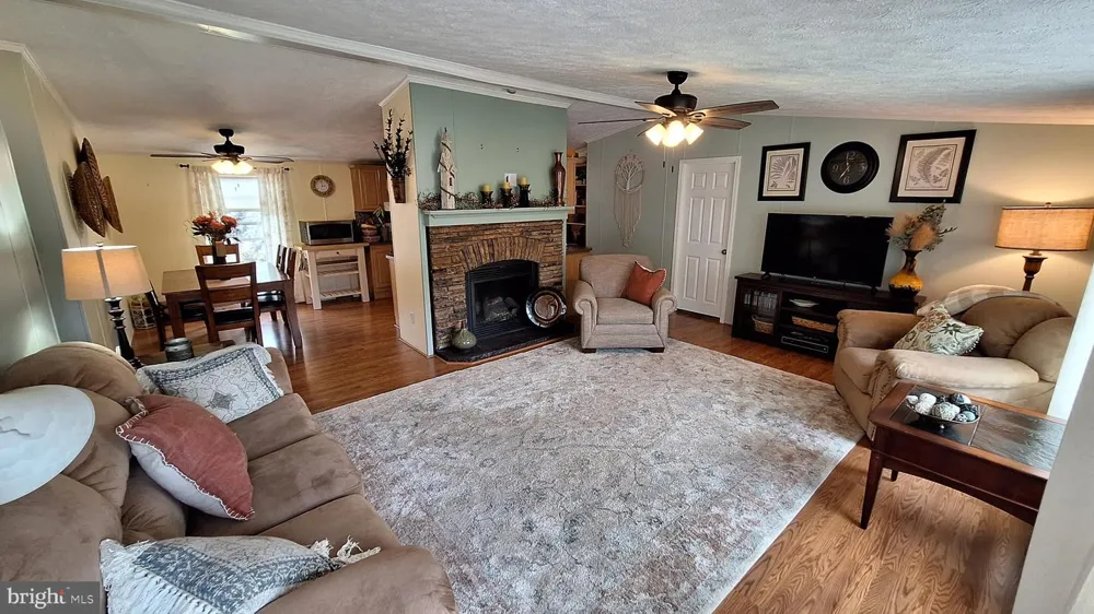 60 BROADWING DRIVE Hanover, PA 17331