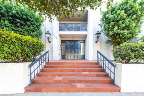 497 S El Molino Avenue #205