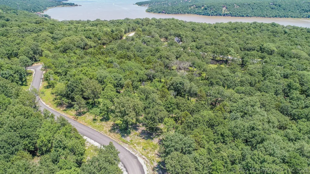 139 Patriot Pointe Eufaula, OK 74432
