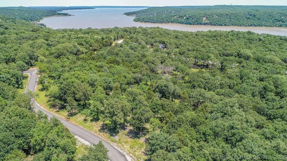 139 Patriot Pointe Eufaula, OK 74432