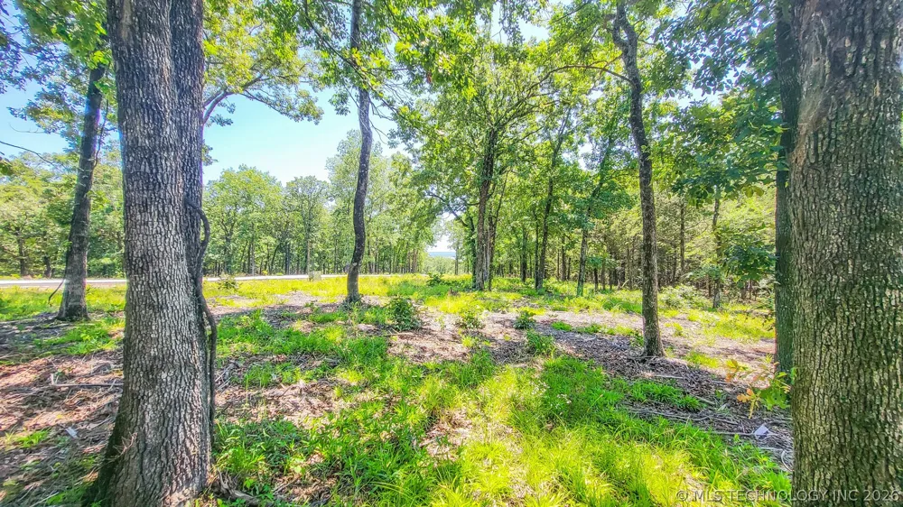 136 Patriot Pointe Eufaula, OK 74432
