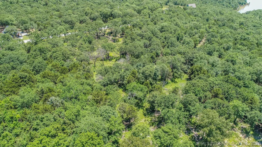 136 Patriot Pointe Eufaula, OK 74432