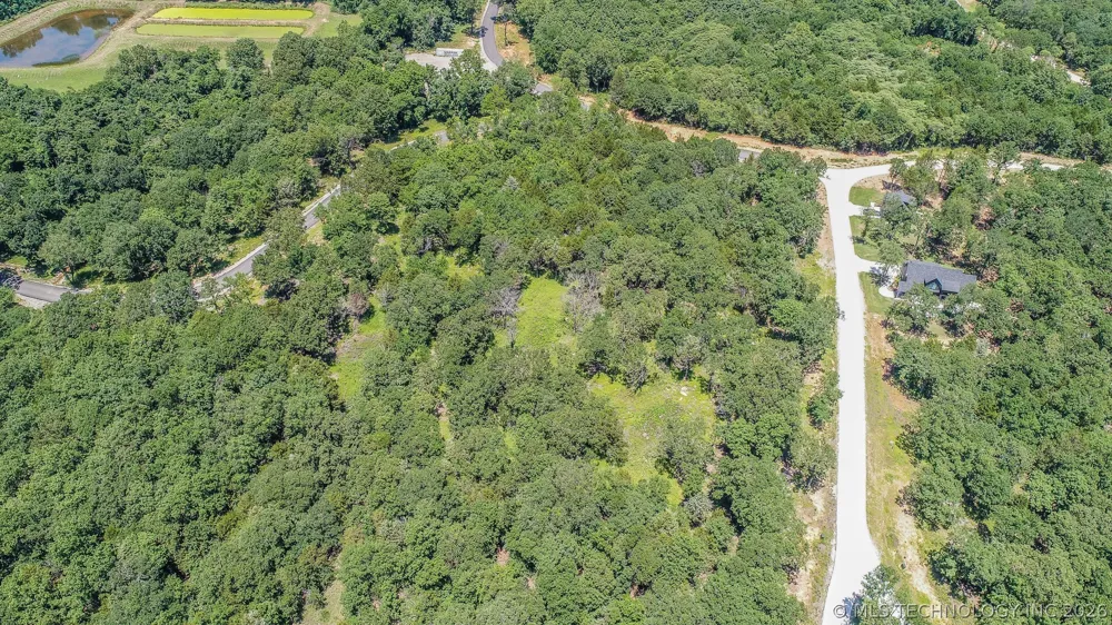 136 Patriot Pointe Eufaula, OK 74432