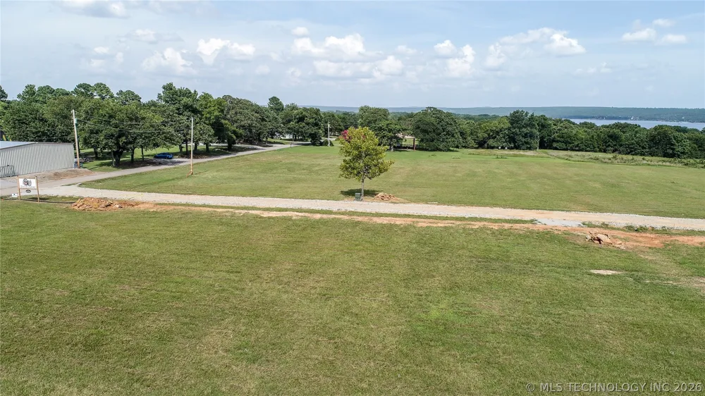 2 Reagan Drive Eufaula, OK 74432