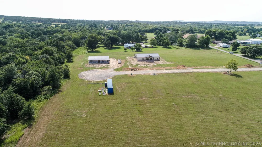 2 Reagan Drive Eufaula, OK 74432
