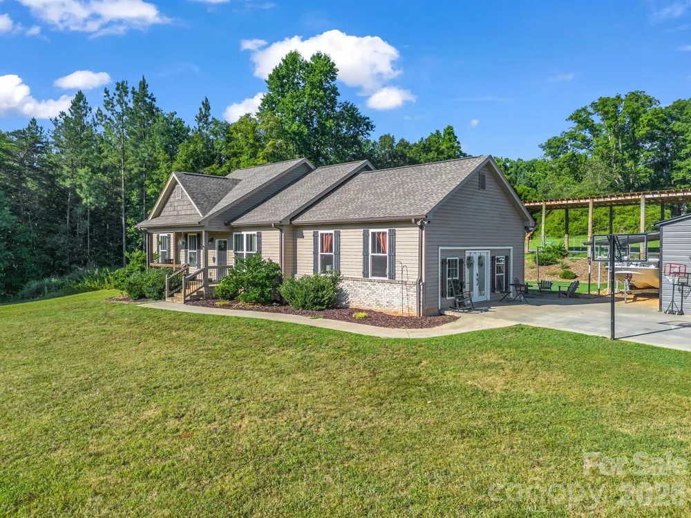 117 Clarence Henson Road Rutherfordton, NC 28139