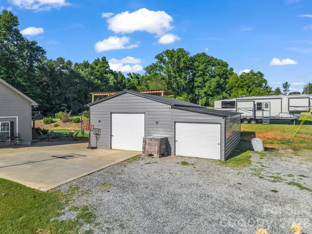 117 Clarence Henson Road Rutherfordton, NC 28139