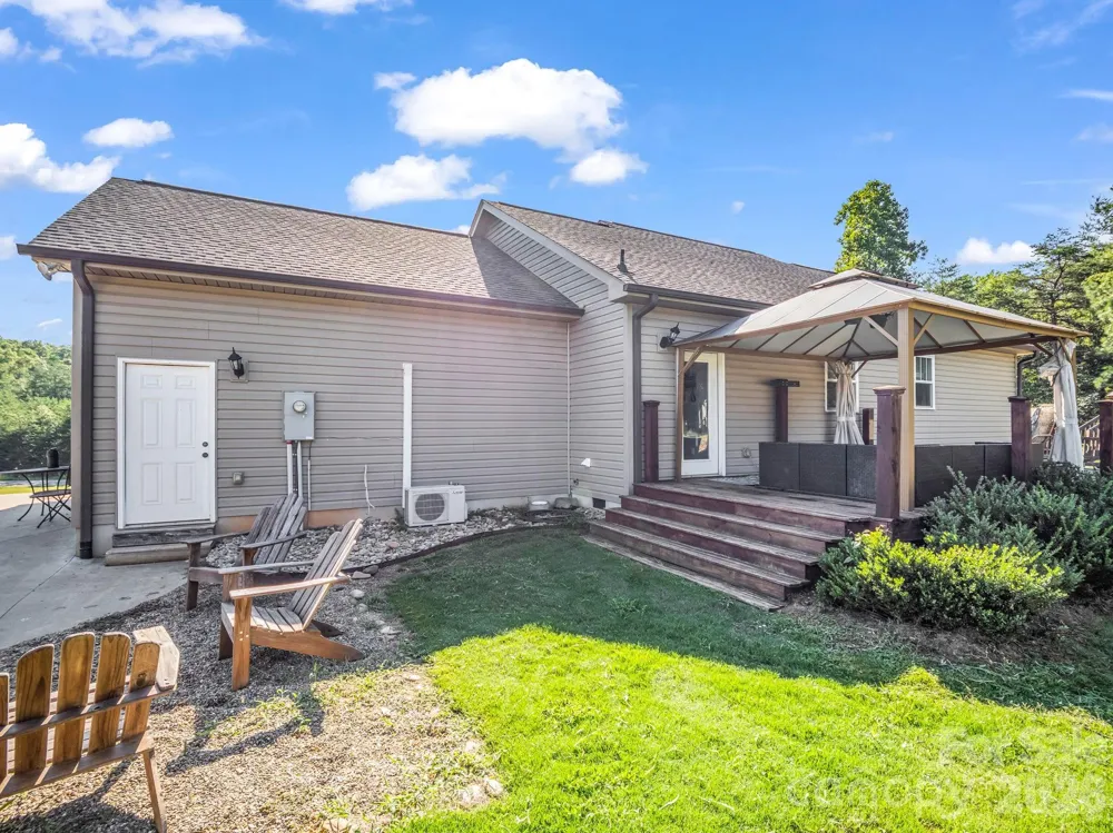 117 Clarence Henson Road Rutherfordton, NC 28139