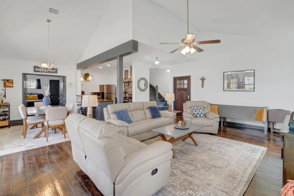 171 Kings Way Coldspring, TX 77331