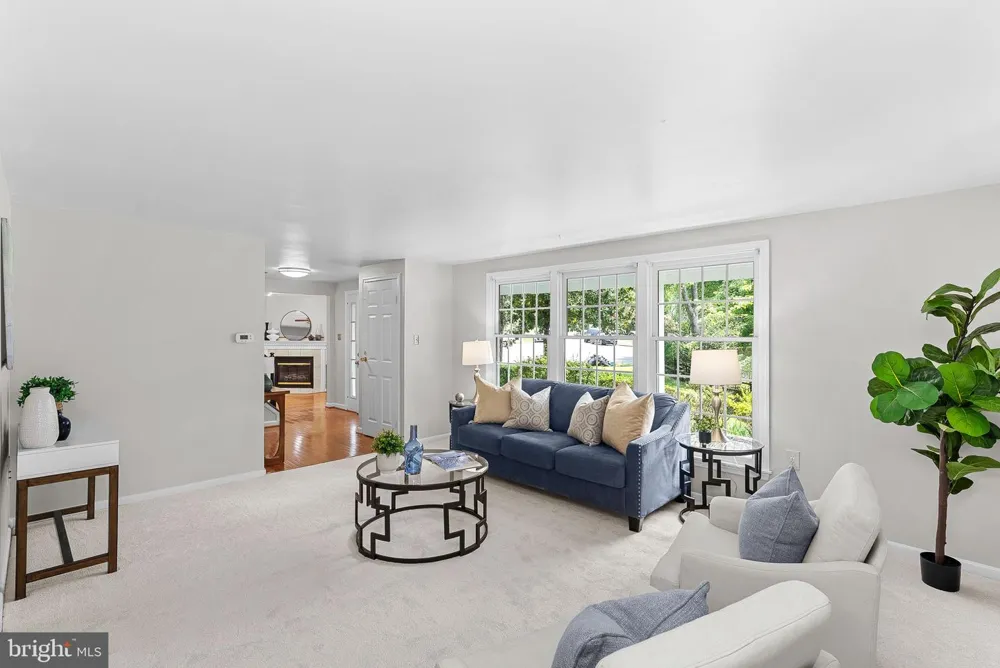 2284 DOSINIA COURT Reston, VA 20191