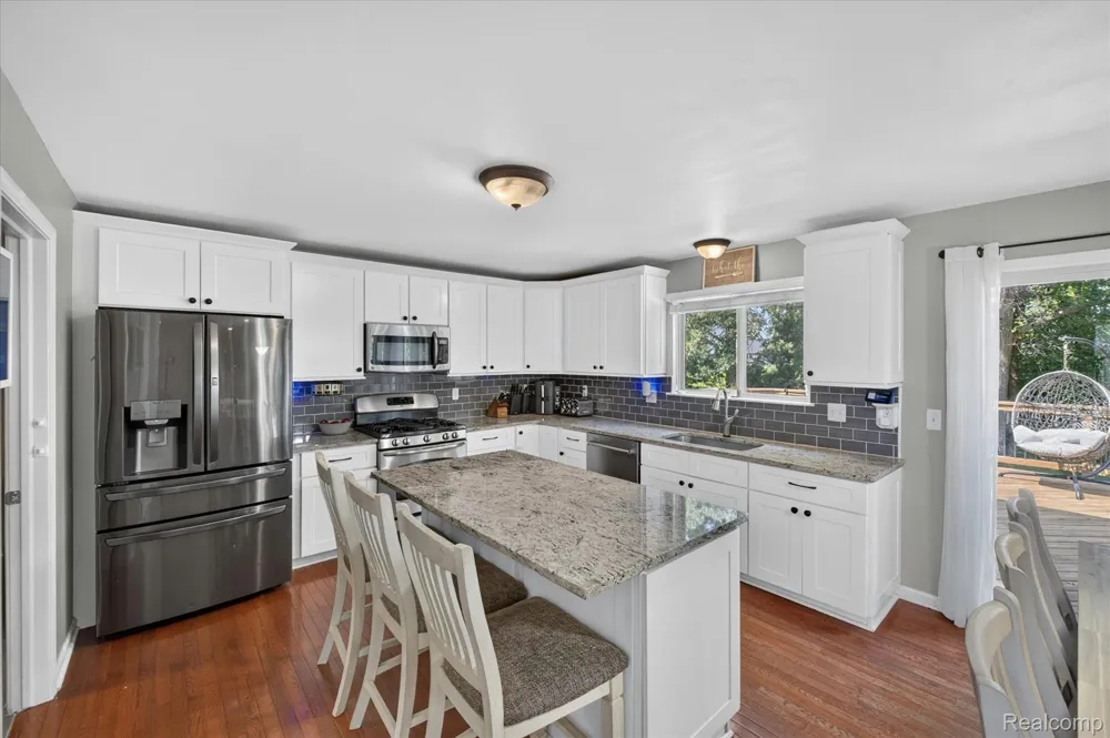 2557 Solace Drive Commerce Charter Township, MI 48382