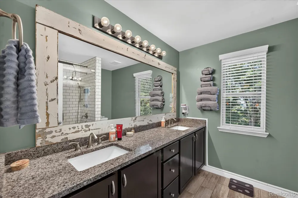 2557 Solace Drive Commerce Charter Township, MI 48382